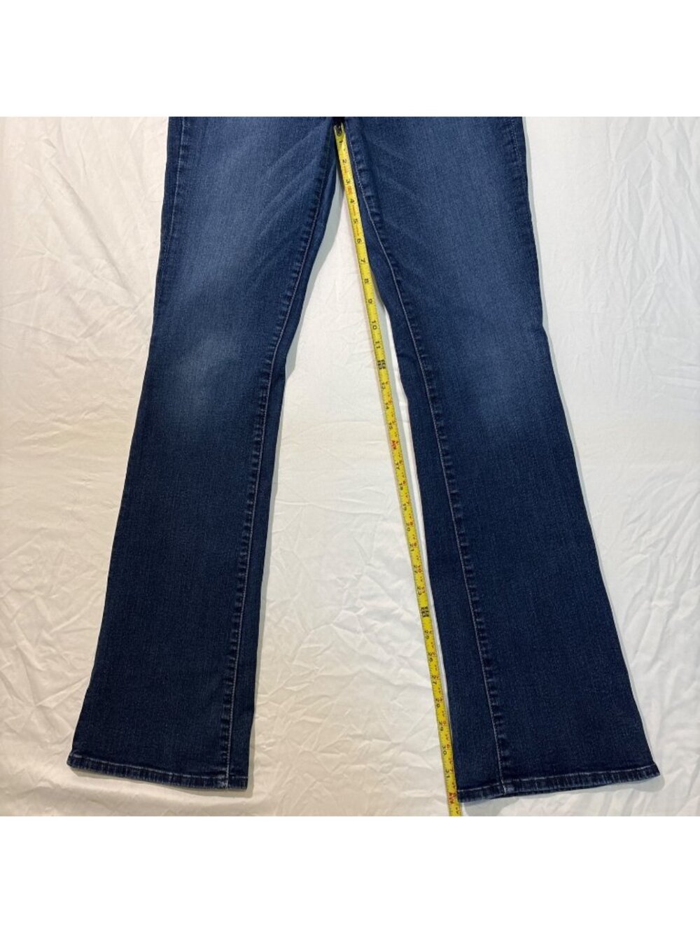 7 For All Mankind Womens Size 29 Bootcut Jeans Dark Wash Stretch Denim - Picture 8 of 8